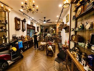 Một ngôi nhà 75m2 ấn tượng tại khu thời trang lê văn sỹ và nguyễn trọng tuyển