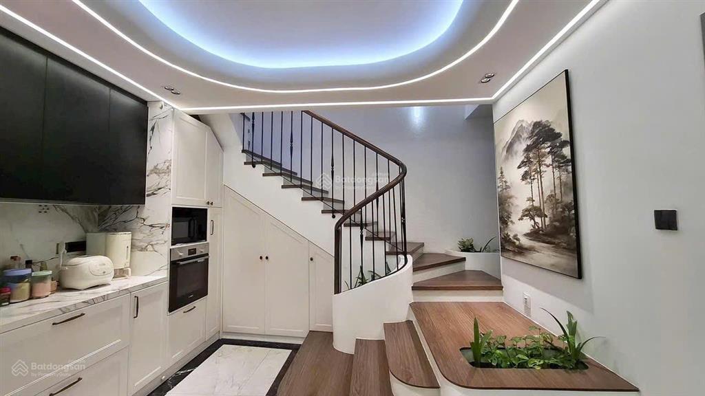 Biệt thự mặt tiền phú nhuận không có căn thứ 2 trên thị trường