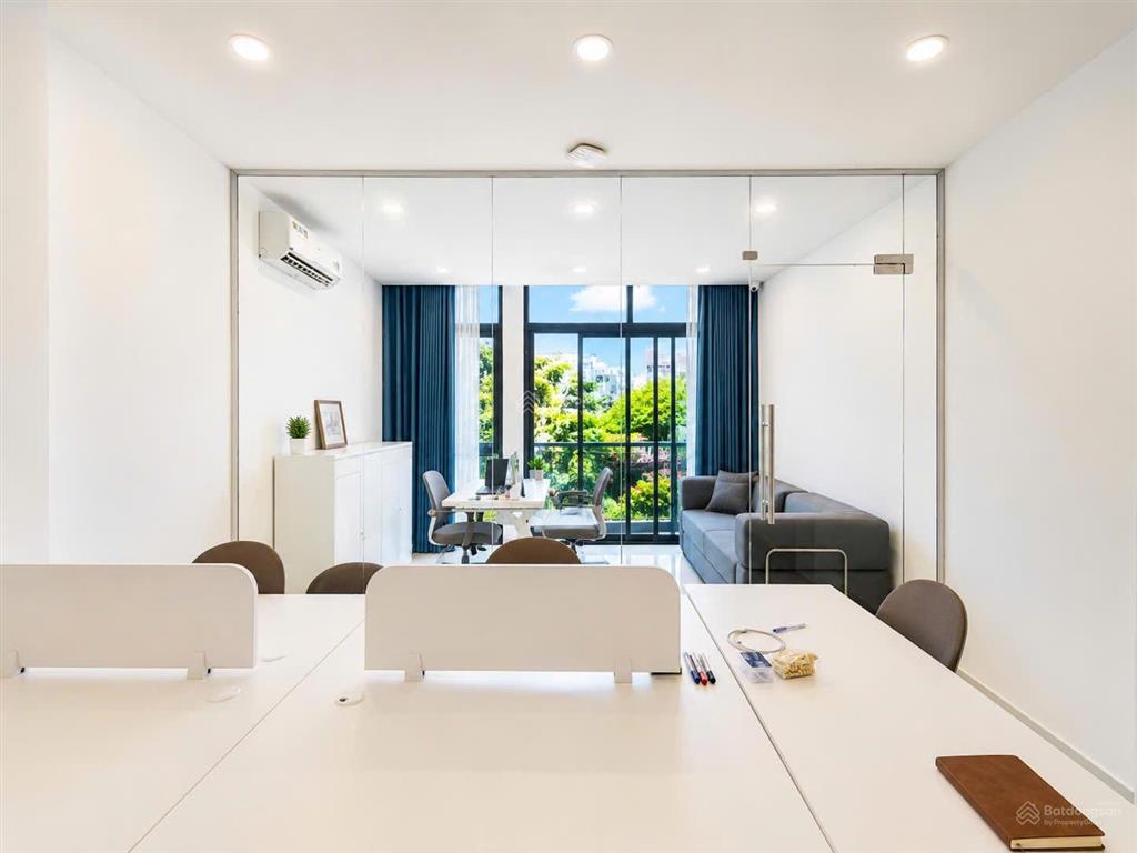 Building mặt tiền kinh doanh quận 1 hiếm có trục trần quang khải