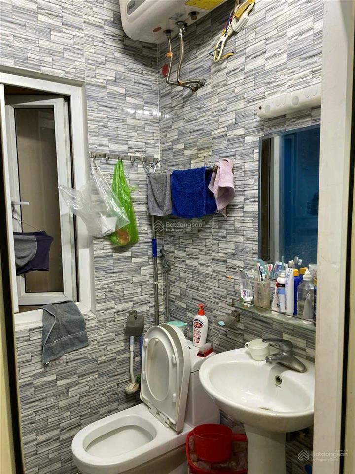 Bán nhà, tại 107 phố thanh nhàn, quận hbt, hn