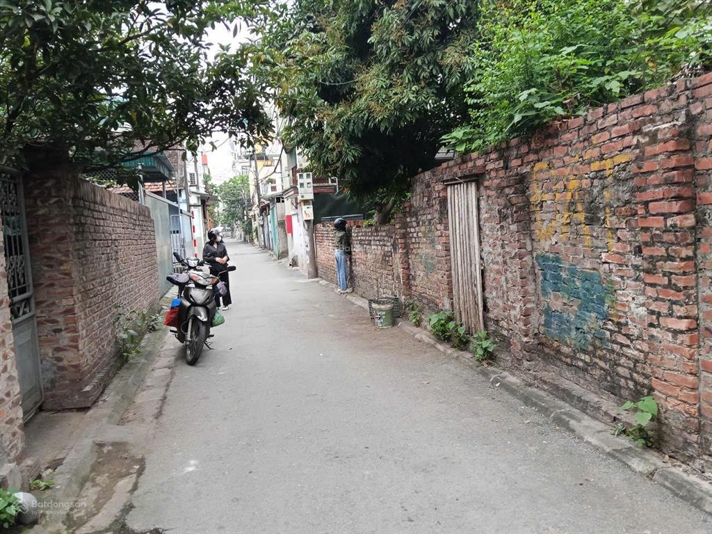 Bán đất chính chủ tại 136,76m² tại tổ 5 phường giang biên, hà nội (không qua môi giới)