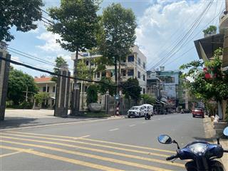 Nhà riêng đẹp, nhiều tiện ích tại lạc long quân, 6,35 tỷ, 30 m2