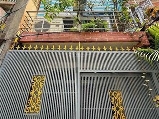 Bán nhà 2 tầng  lê văn sỹ  p11  phú nhuận  37.5m2  chỉ 5.6 tỷ
