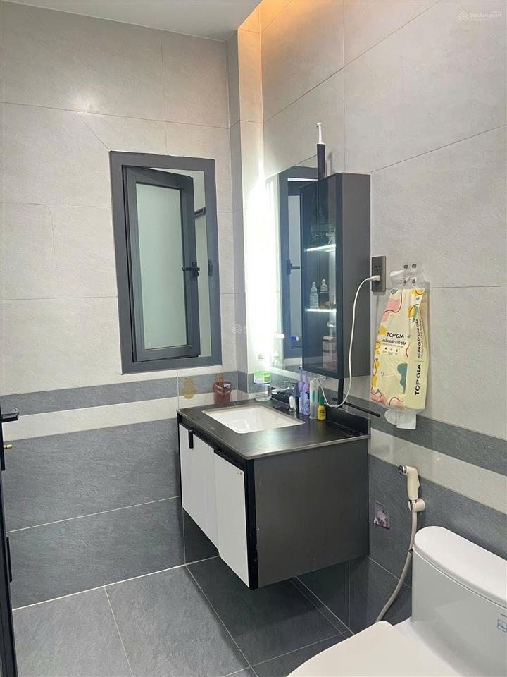 Nhà đẹp 4 tầng kênh tân hóa hòa thạnh tân phú ngang hiếm gần 6m 63m chỉ 8,49 tỷ
