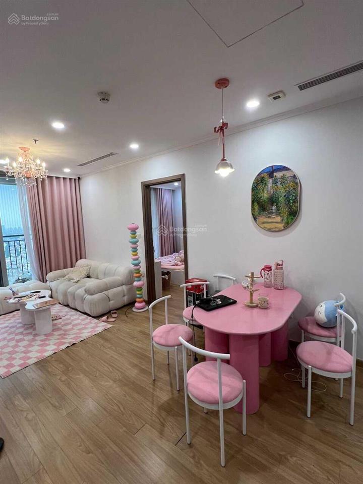 Mới cần bán nhanh căn hộ tầng trung siêu hiếm trục 06 tòa e3 tk 2n2vs giá tốt nhất thị trường
