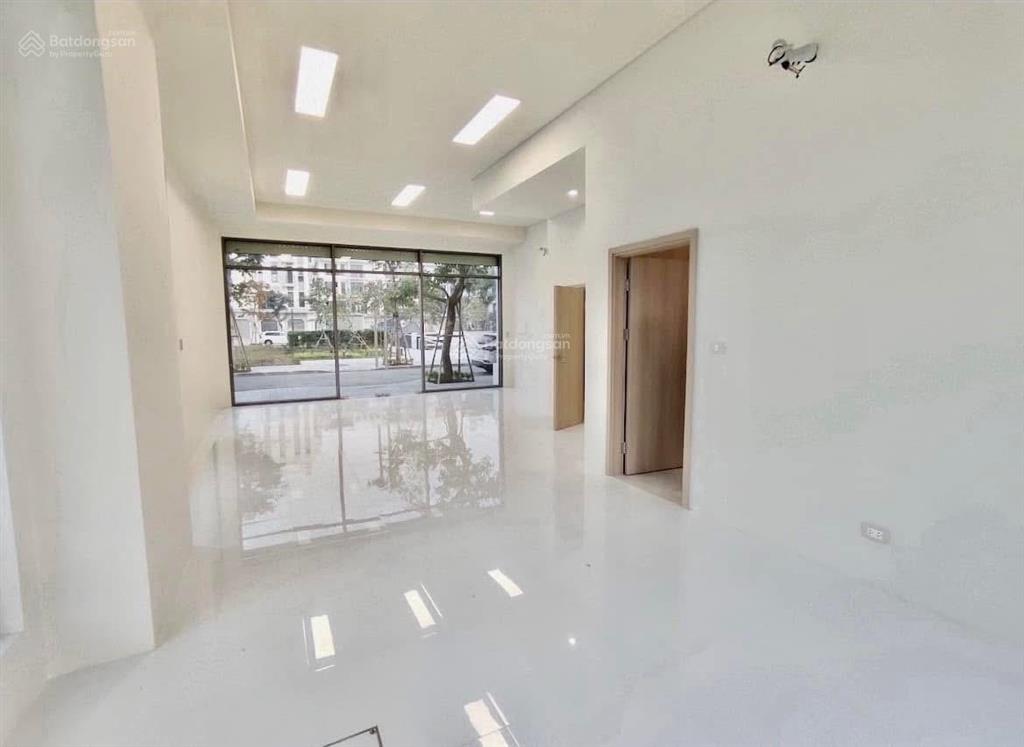 Cho thuê tầng 1 làm văn phòng giá từ 11tr/tháng căn 75m2