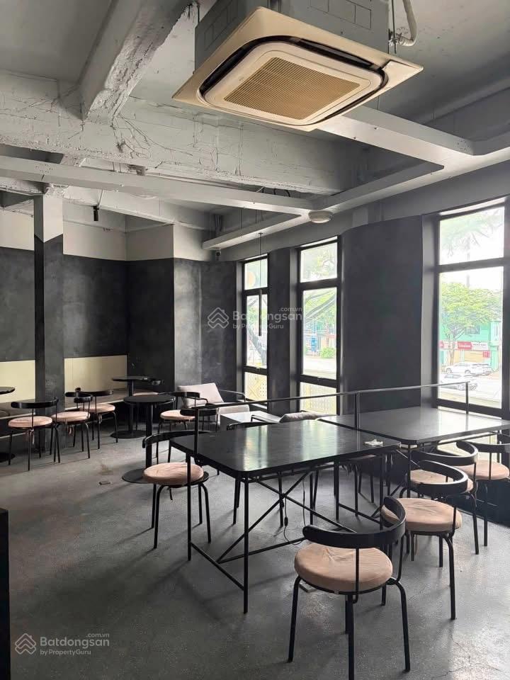 Mặt phố 400m2 ngọc khánh mặt tiền 12m làm nhà hàng, cafe hay siêu thị showroom đều đẹp ạ