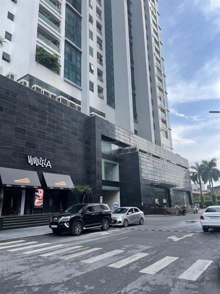 Phố nguyễn trãi 360m2 mặt tiền 20m kinh doanh nhà hàng cực đẹp giá 150tr/th
