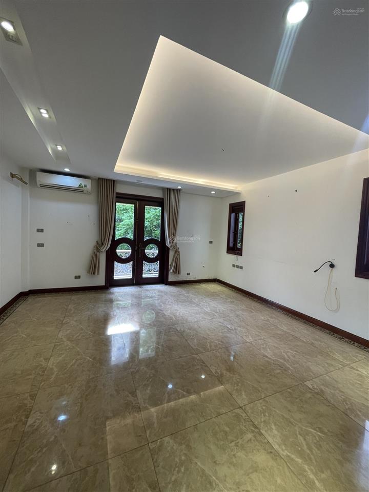 Cho thuê biệt thự phố minh khai 150m2 x 4,5 tầng  ở văn phòng, lớp học  40tr/th