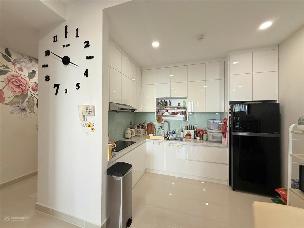 Hạ giá chỉ còn 5,65 tỷ bán nhanh căn góc 2pn, 75m2 ở chcc golden mansion, full nội thất cao cấp