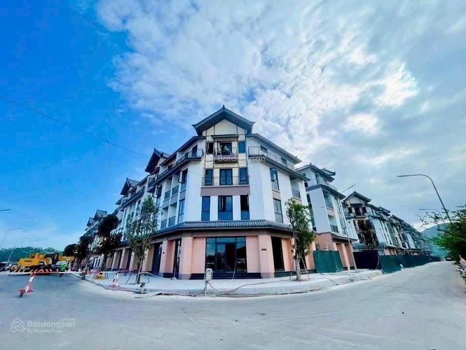 Dự án vinhomes pearl bay 2026  giá chỉ 10 tỷ bàn giao thô 4 tầng  sát biển nha trang
