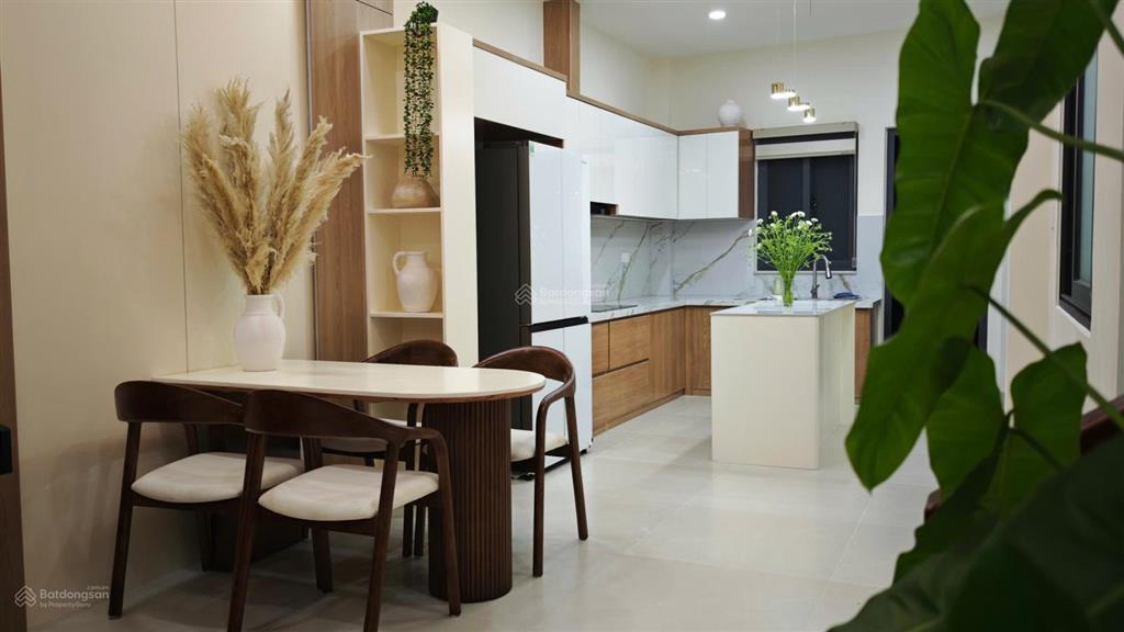 Alo nhà đẹp giá tốt tại trung tâm diên khánh  chi 0901 470 ***