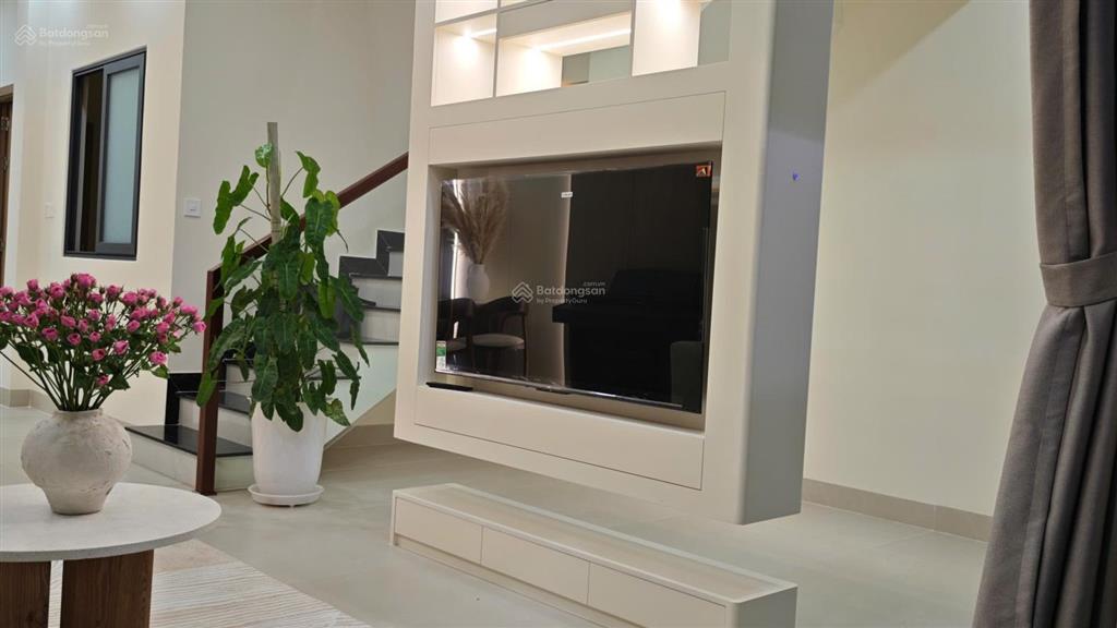 Alo nhà đẹp giá tốt tại trung tâm diên khánh  chi 0901 470 ***