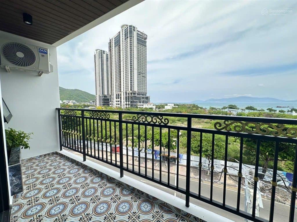 Cho thuê studio view biển phạm văn đồng