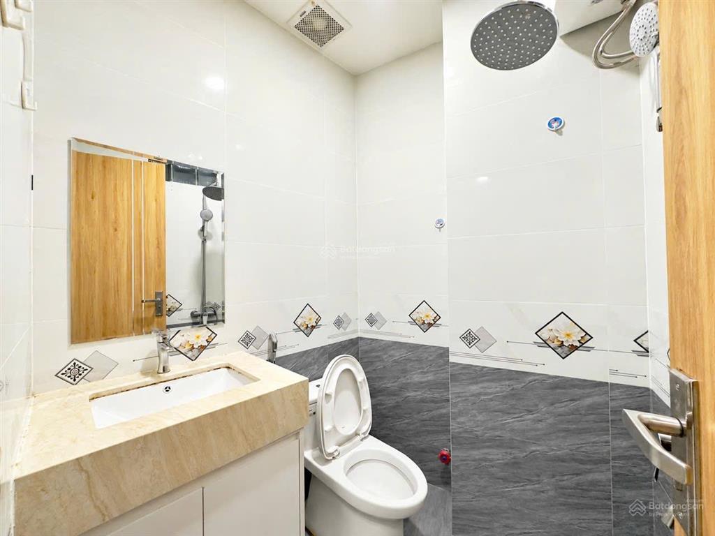 Cho thuê căn studio nguyễn đình chiểu, studio tầng trệt full nội thất, bếp  giặt riêng