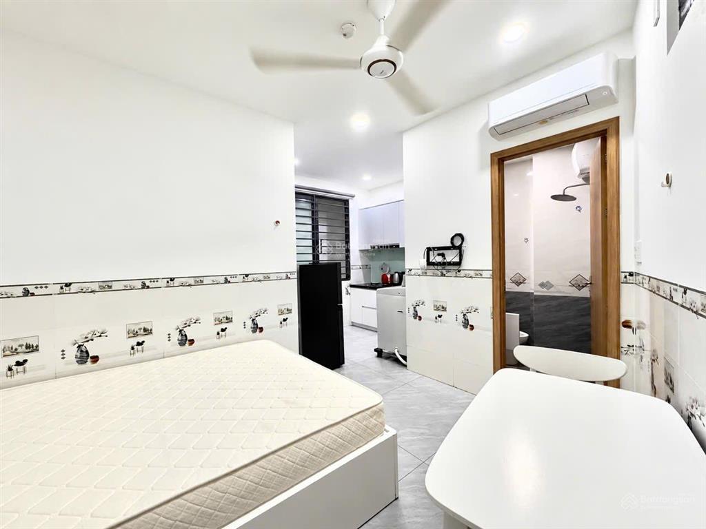 Cho thuê căn studio nguyễn đình chiểu, studio tầng trệt full nội thất, bếp  giặt riêng