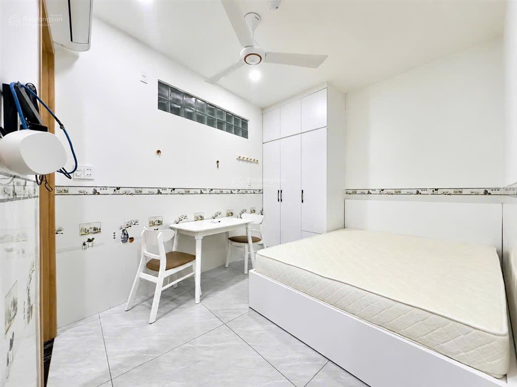 Cho thuê căn studio nguyễn đình chiểu, studio tầng trệt full nội thất, bếp  giặt riêng