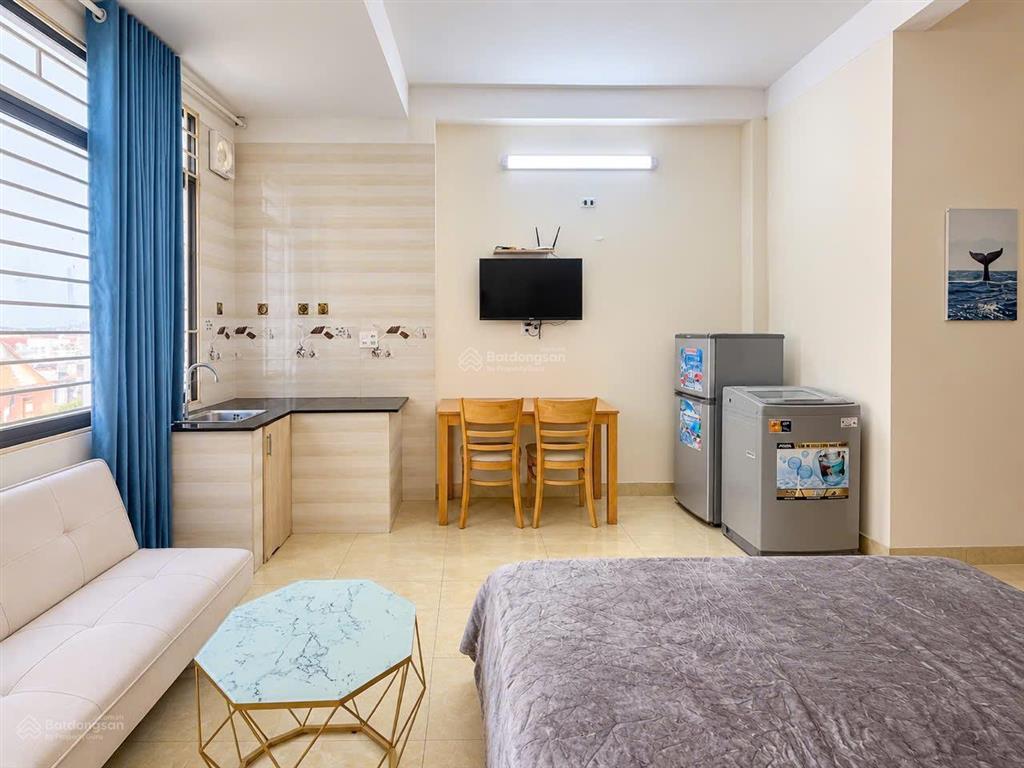 Căn hộ biển  trống sẵn cho thuê căn studio  cửa sổ lớn nguyễn thiện thuật, nha trang