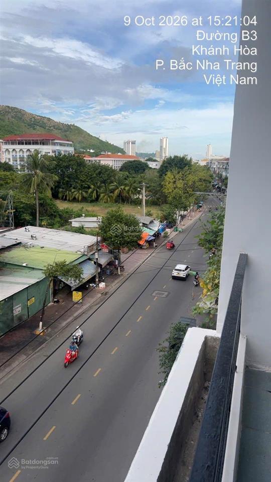 Nhà 4 tầng gần biển nha trang  giá chỉ 12.8  dòng tiền lên đến 25 triệu nguyên căn