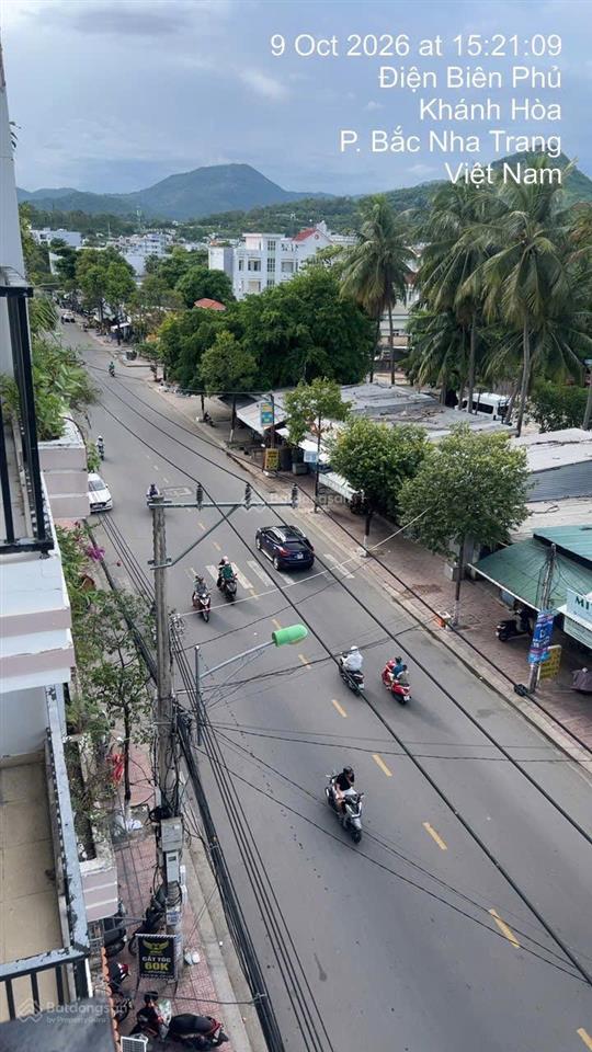 Nhà 4 tầng gần biển nha trang  giá chỉ 12.8  dòng tiền lên đến 25 triệu nguyên căn
