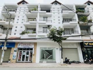 Nhà 4 tầng gần biển nha trang  giá chỉ 12.8  dòng tiền lên đến 25 triệu nguyên căn
