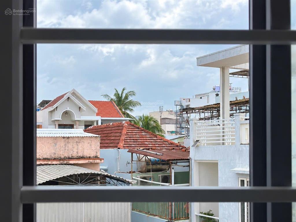Cho thuê căn hộ nguyễn đức cảnh  giá 8 triệu
