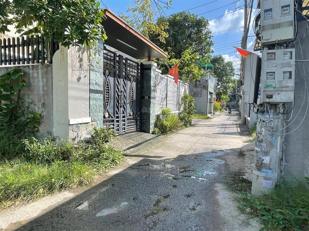 Chính chủ gửi bán lô biệt thự ngang 8,2 nở hậu, thổ cư gần sông sài gòn, cầu phú long, ql 13
