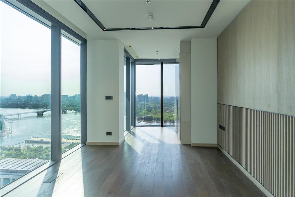 Cho thuê 3pn diện tích lớn 145m2, view sông tại grand marina saigon giá chỉ 120 triệu bao phí
