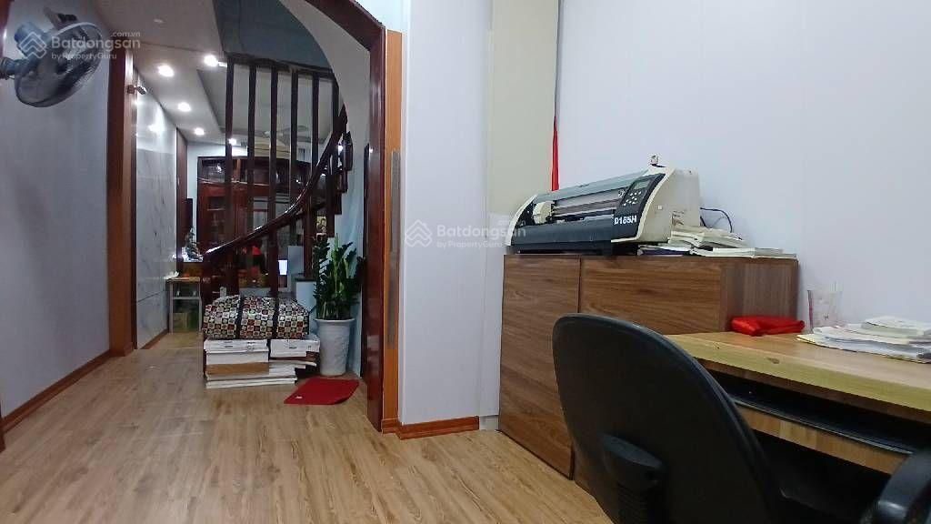 Bán nhà kim giang  diện tích rộng  ngõ thông  gần ô tô  tiện ích ngập tràn  nhà 3 mặt thoáng