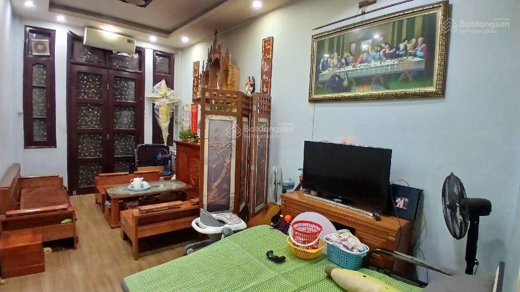 Bán nhà kim giang  diện tích rộng  ngõ thông  gần ô tô  tiện ích ngập tràn  nhà 3 mặt thoáng