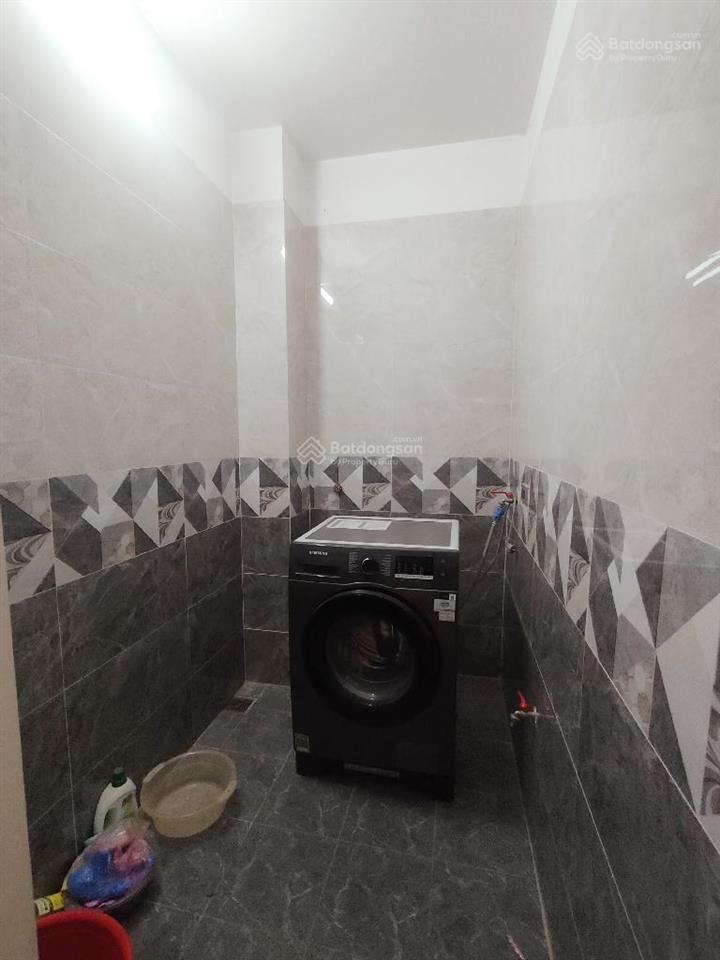 Bán nhà riêng bùi xương trạch  ô tô đỗ sát cửa  40m2 x 5 tầng 4 ngủ, 7 tỷ