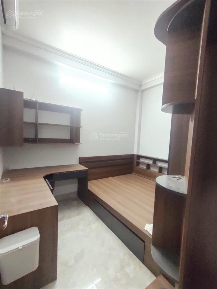 Bán nhà riêng bùi xương trạch  ô tô đỗ sát cửa  40m2 x 5 tầng 4 ngủ, 7 tỷ