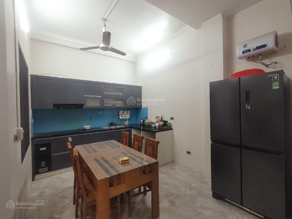 Bán nhà riêng bùi xương trạch  ô tô đỗ sát cửa  40m2 x 5 tầng 4 ngủ, 7 tỷ