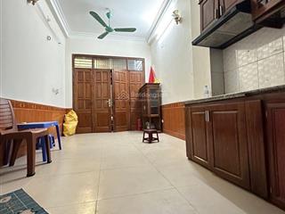 Bán nr khuất duy tiến 30m x 6 tầng 3 ngủ, 3 bước ra ô tô tránh, vài bước ra phố