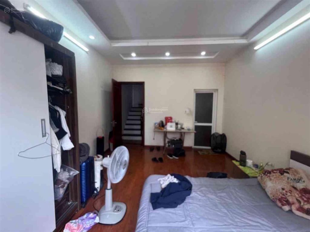 Ngõ ô tô kinh doanh đỉnh nhà đẹp long lanh tặng full nội thất