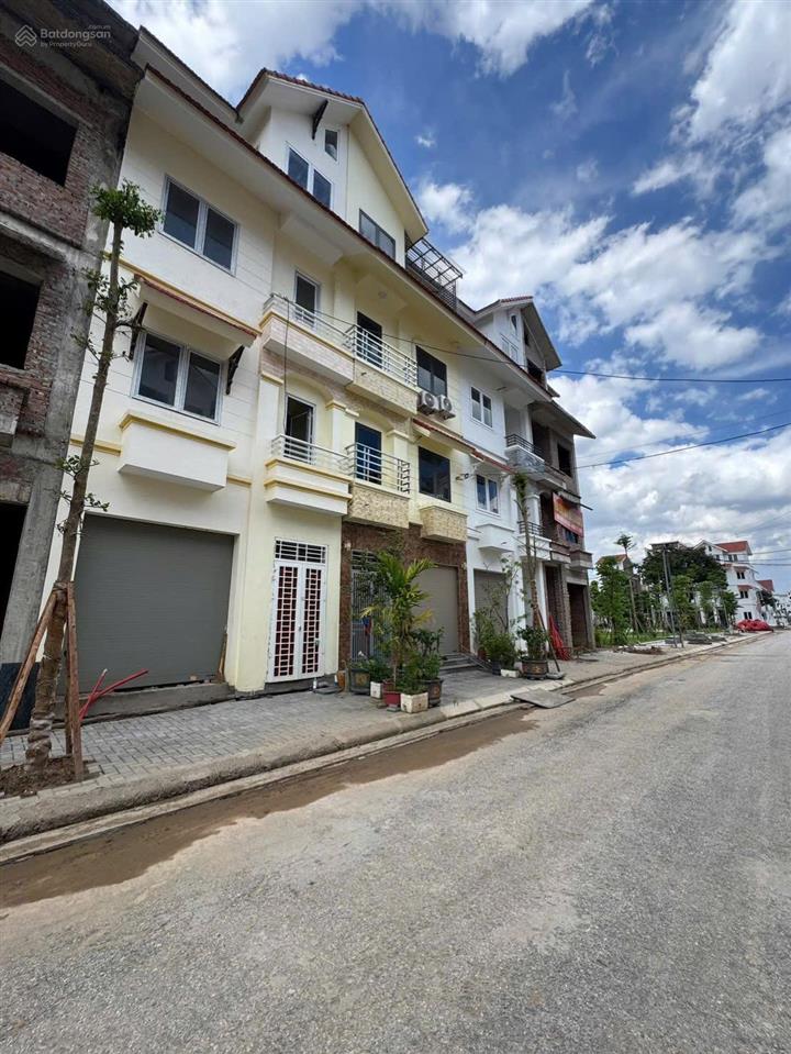 Bán nhà liền kề khu đô thị cienco 5 xã hoài đức hà nội diện tích 62,7m2