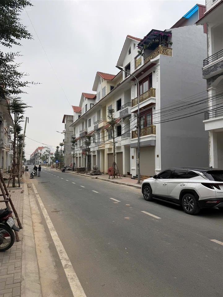 Bán nhà liền kề khu đô thị cienco 5 xã hoài đức hà nội diện tích 62,7m2