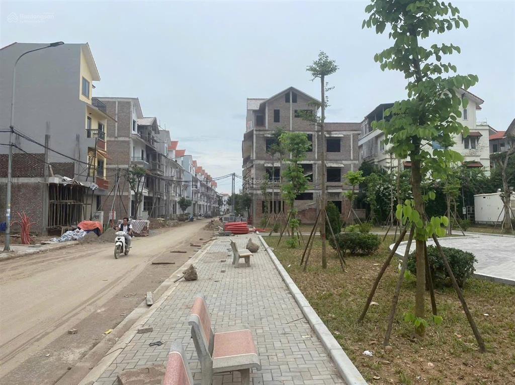 Cần bán nhà liền kề dự án cienco5 tân lập đan phượng cũ. nay sáp nhập xã ô diên, diện tích 75m2