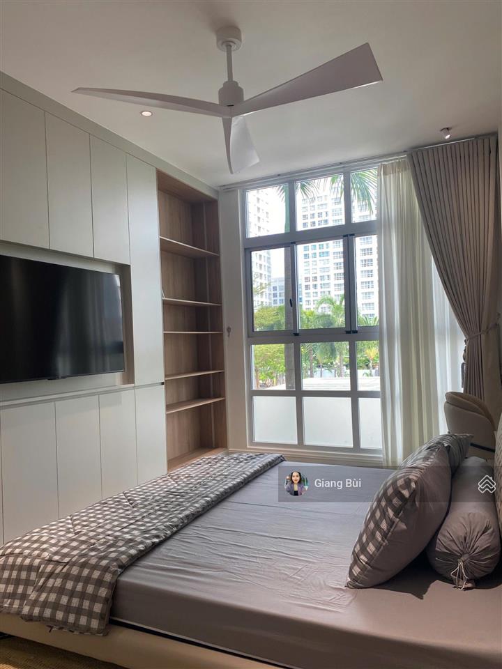 Bán căn hộ happy valley 115m2 giá tốt.  0903 856 *** ms giang