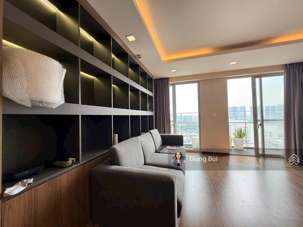 Giá sốc bán nhanh căn hộ scenic 117m2 chỉ 9,5 tỷ đầy đủ nội thất, tầng cao.  0903 856 *** ms giang