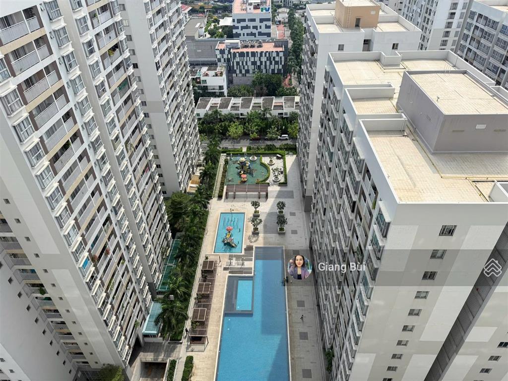 Giá sốc bán nhanh căn hộ scenic 117m2 chỉ 9,5 tỷ đầy đủ nội thất, tầng cao.  0903 856 *** ms giang