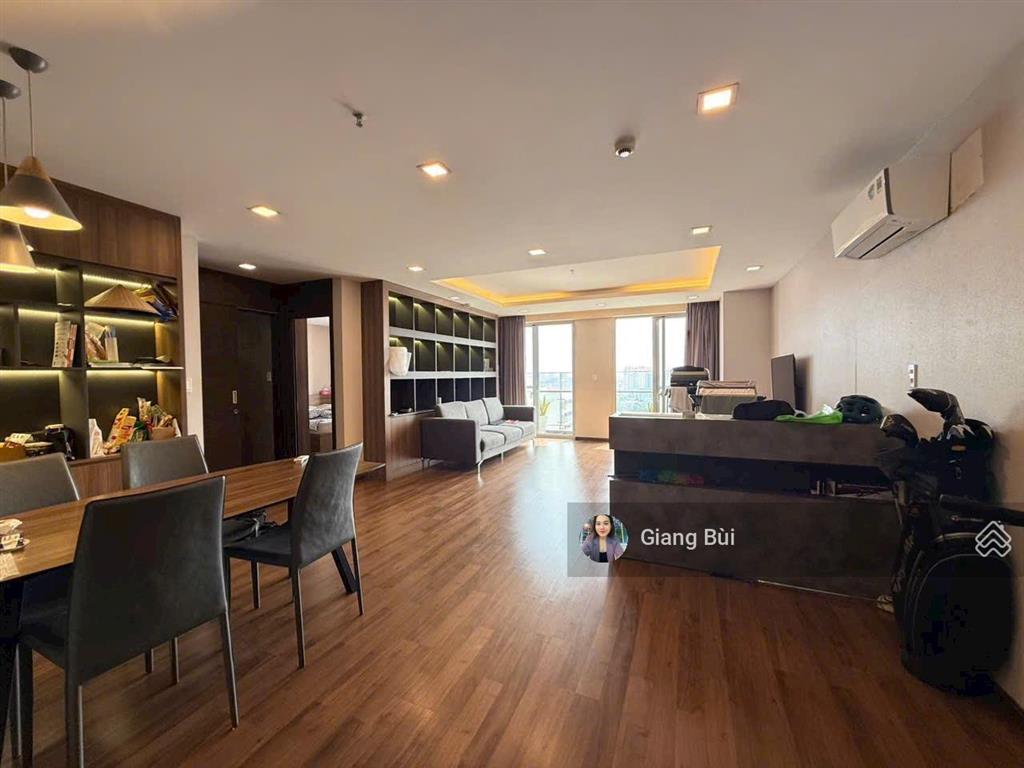 Giá sốc bán nhanh căn hộ scenic 117m2 chỉ 9,5 tỷ đầy đủ nội thất, tầng cao.  0903 856 *** ms giang