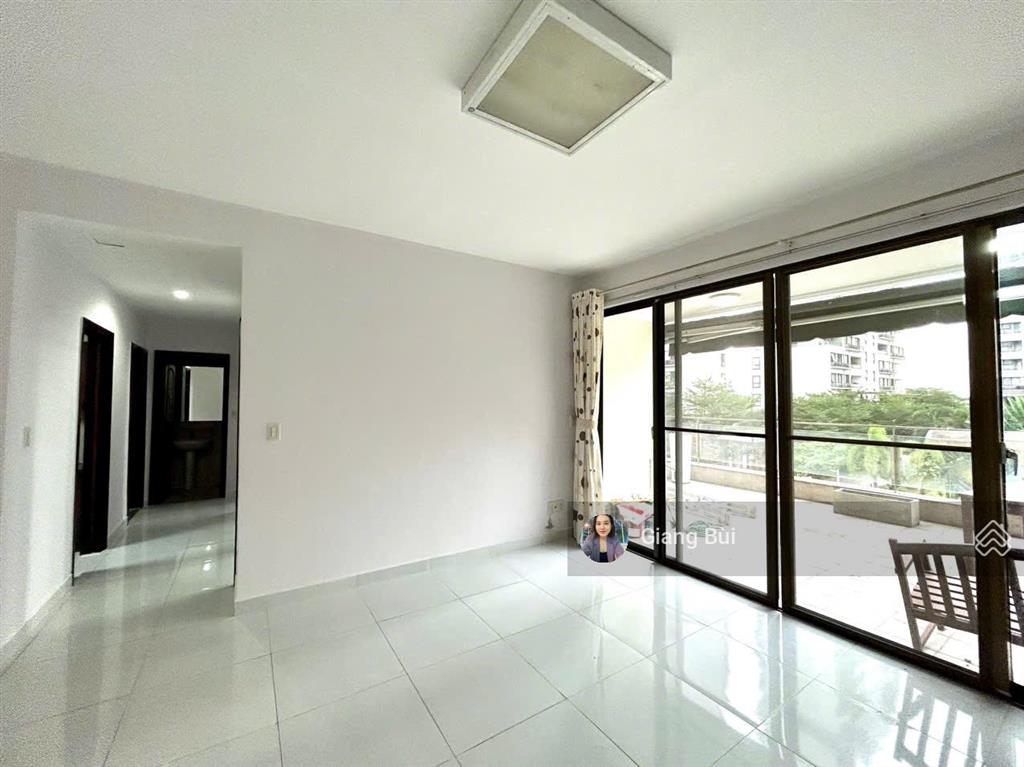 Cho thuê căn hộ sân vườn the panorama phú mỹ hưng 160m2 giá rẻ