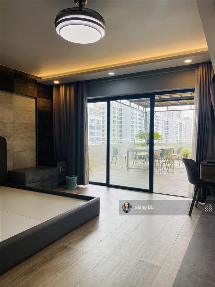 Cho thuê penthouse mỹ khang phú mỹ hưng 340m2 4pn, sân rộng, nhà đẹp