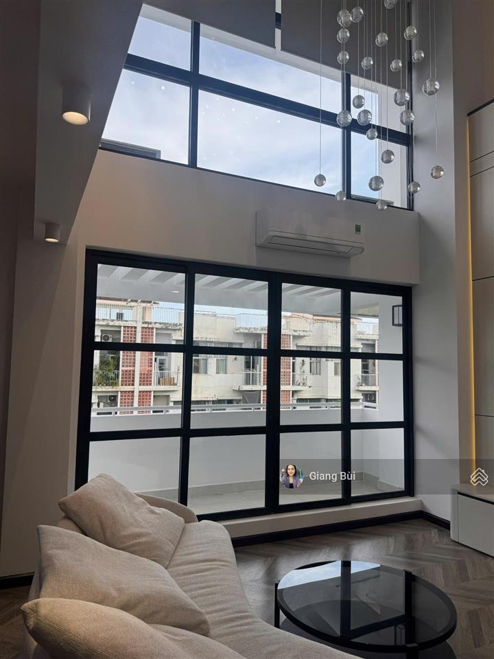 Cần bán penthouse cao cấp hưng vượng 2 178m2 căn góc view công viên thoáng, nội thất đẹp  cao cấp