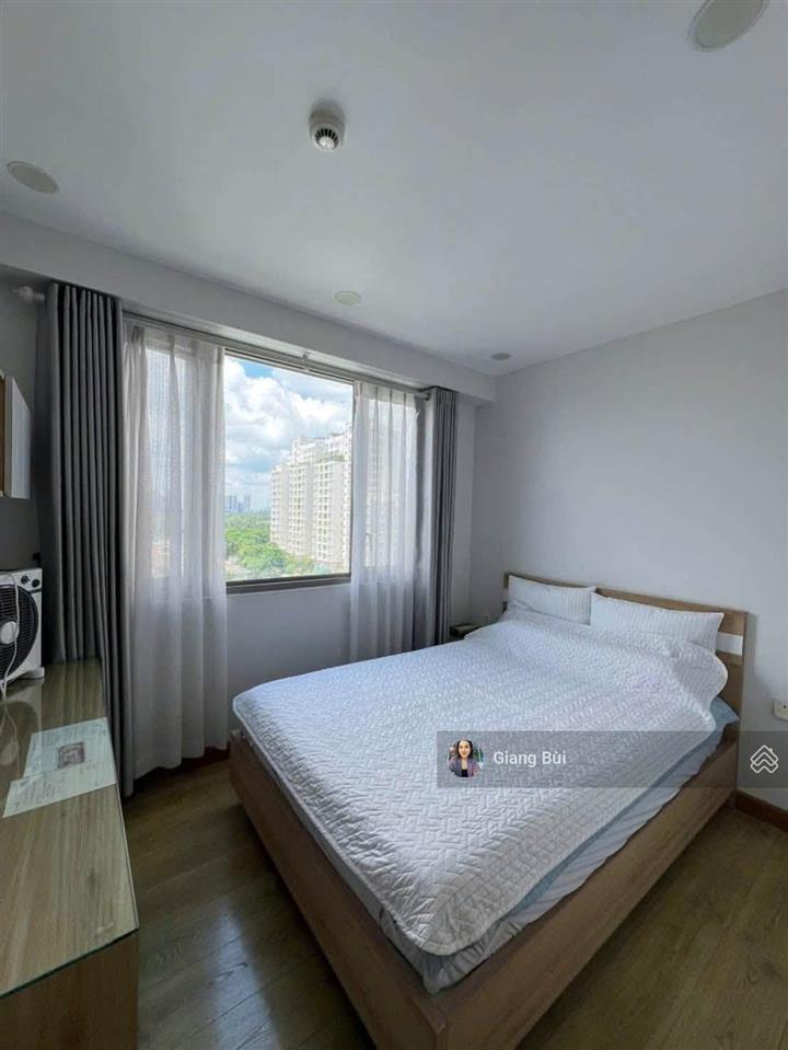 Bán căn hộ hưng phúc 1  98m2 3pn view biệt thự, ô xe, giá cực tốt.  0903 856 *** ms giang