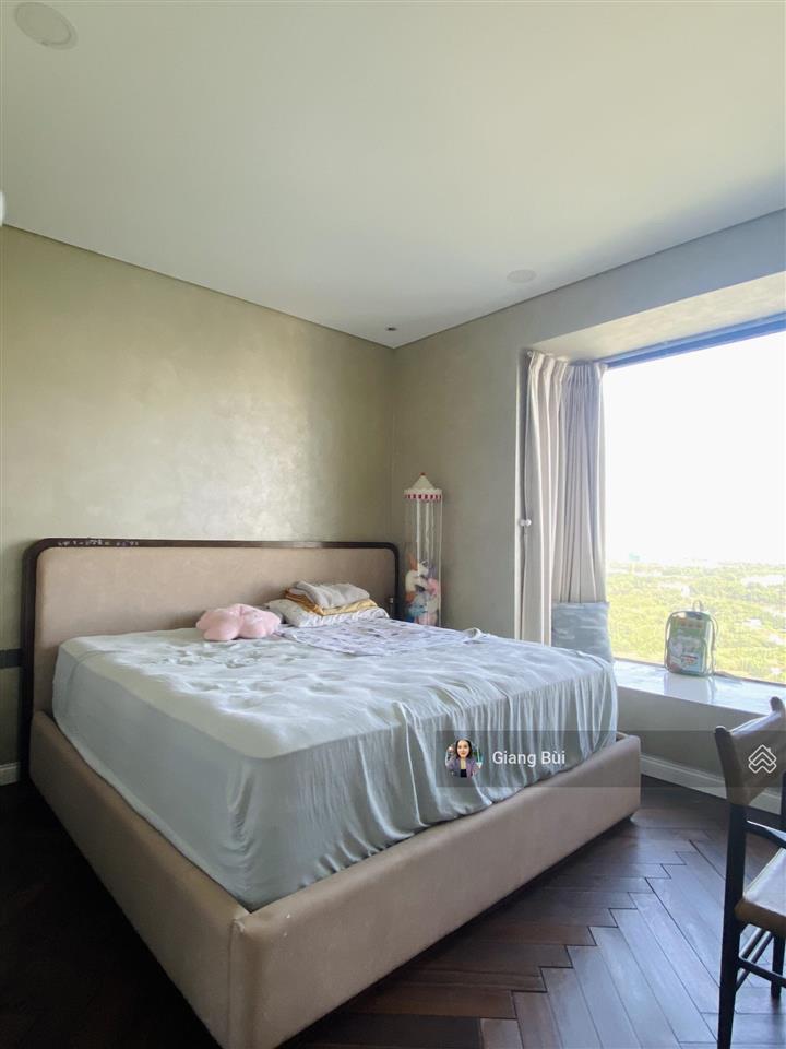 Bán penthouse cao cấp riverside residence 330m2 + sân vườn 80m2 cực đẹp.  0903 856 *** ms giang