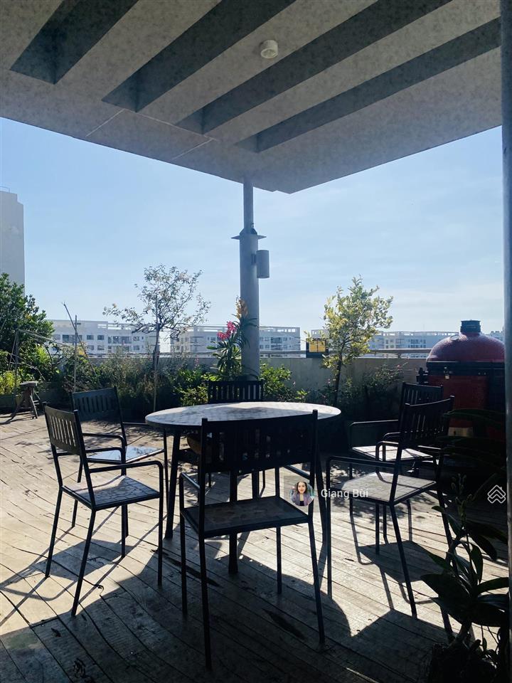 Bán penthouse cao cấp riverside residence 330m2 + sân vườn 80m2 cực đẹp.  0903 856 *** ms giang
