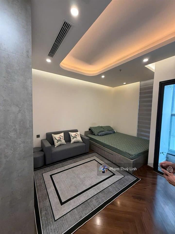 Cho thuê gấp căn studio full nội thất cao cấp tại dojidaimond crown