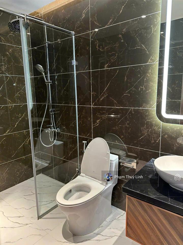 Cho thuê căn hộ cao cấp doji diamond crown 2,5 phòng ngủ có thể dọn vào ở ngay